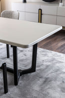 Bergama Yemek Masası